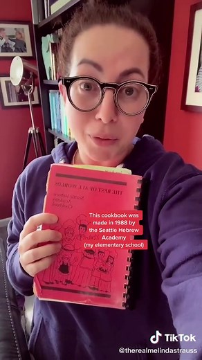 Sweet Jewish Noodle Kugel Recipe | Grandma Dorothy's Classic Dish