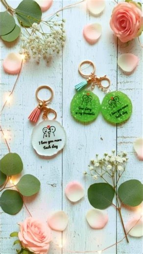 Resin Love keyrings tutorial😍| wait for the results👀| #diy #resin #handmade #diycrafts #epoxyresin