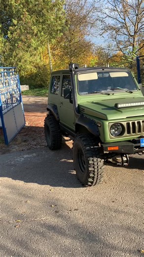 Exploring the Suzuki Samurai Off-Road Vehicle
