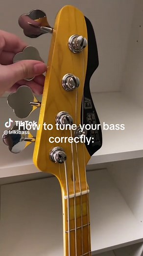How to Tune Your Bass Guitar: A Simple Guide