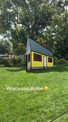 Washington optical illusion house 2026 — amazing perspective trick