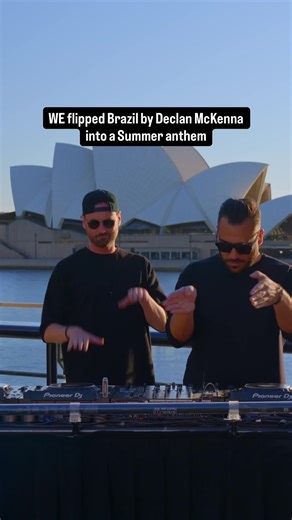 What do you think? Ready for Summer? 👀🖤 #DeclanMckenna #Brazil #DanceMusic #DanceFlip 2016 Trend // DJs on TikTok //