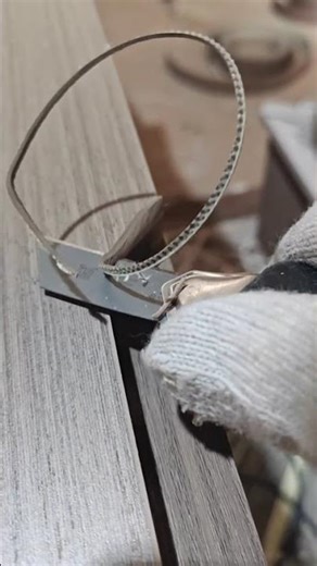 Tidy up the plywood surface using a carpenter knif.#shorts