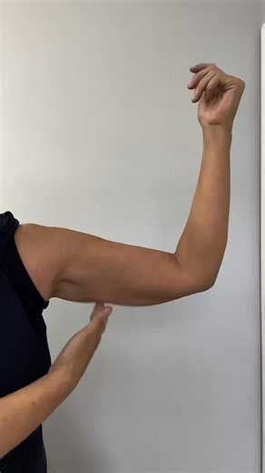 Saggy arms no more! This instant lift is crazy 😱👀 #ArmLiftHack #ConfidenceWithArms #PostpartumArms #NoMoreSaggyArms #FlabbyArmSolution #InstantArmLift #BodyConfidenceJourney #ArmTransformation #SmoothArmTips #ArmShapingHack | Skinnies Instant Lifts