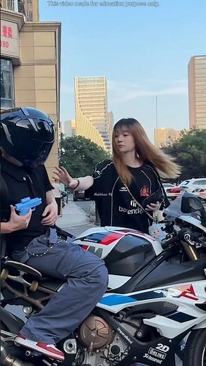 😘😲Bike rider did frank with Russian