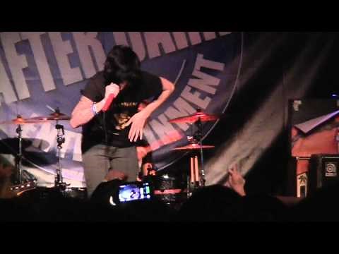 Sleeping With Sirens- If You Can't Hang (live @ Xtreme Wheelz 10/17/11)