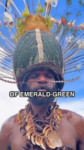The Kalam people of Papua New Guinea are known for their striking headdresses made from shimmering green beetle wings. Carefully arranged to catch the light, these natural decorations turn insects into living jewelry, worn during ceremonies and celebrations to display beauty, craftsmanship, and cultural pride. #culture #tribe #papua #indigenous #beauty #interesting #tradition #PNG | Unrestricted Borders