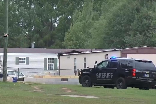 32-year-old South Carolina woman mauled to death by dogs in yard