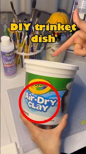 DIY trinket dish: Crayola air dry clay #clayart #trinketdish #airdryclay