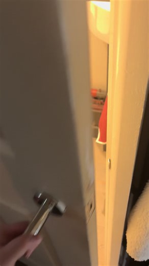 Creative Bathroom Wall Designs Inspired by Harry Potter