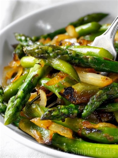 🌿 Discover the best **Asparagus Recipes** to elevate your meals! 💚 From roasted and grilled to creamy pasta and fresh salads, these dishes are packed with flavor, nutrients, and vibrant color. Perfect for spring dinners or healthy weeknight sides! 🌸 👉 Click to explore all the delicious ways to cook asparagus & save your favorites! #AsparagusRecipes #HealthyEating #SpringRecipes #VegetableLovers #EasySides #CleanEating #PlantBased #DinnerIdeas #HealthyMeals #FoodieFavorites #PinterestFood #Vi