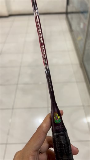 Rajawali Sport Sby on Instagram: "Raket Badminton Yonex Astrox 100ZZ Kurenai Original Harga 3.700.000 Diskkn 3.467.500 free tas Flex : Extra Stiff Frame : HM Graphite,Namd,Tungsten,Black Micro Core, NANOMATRIC Sharf : HM Graphite, Namd Joint : NEW Built in T-join Lenght : 10mm Longer Weight/Grip : 4U (Avg.83g) G5 String Advice : 4U (20-28Lbs) Color : Kurenai Item Code : AX100ZZSP KRNI Made in Japan"