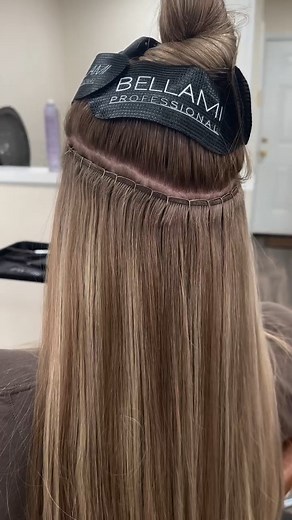 BELLAMI Hair Professional on Instagram: "A custom approach is always key to achieving the perfect install for your guest. @ashleighreed_hair added a pack of 24" K-Tips to complement the 24" Volume Weft, giving her guest’s blunt, thick hair the extra fullness it needed. The result? A seamless, multi-dimensional finish. Featured shades: - Sweetheart Blonde (Volume Weft) - Pearl Blonde (K-Tips) #bellamiprofessional #bellamiextensions #hairextensions #cocktailmethods #extensioncocktail"