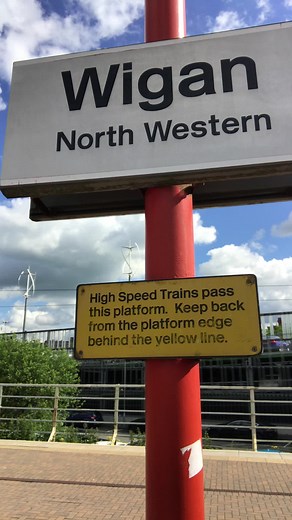 Behind the Scenes with Puppet Master Hacker T.Dog on the Wigan Train