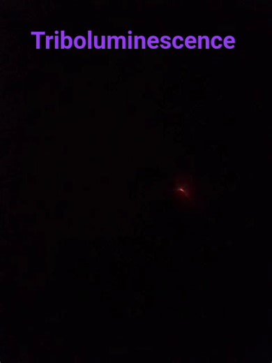 Triboluminescence using Quartz