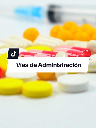 En 60 segundos vas a entender todas las vías de administración. 💊 Una vía de administración es la ruta que se elige para administrar un medicamento. De forma general se clasifican en: - Enterales → a través del tracto digestivo - Parenterales → fuera del tracto digestivo Algunas de las más importantes en la práctica clínica: • Oral • Bucal • Rectal • Intravenosa • Intramuscular • Intratecal • Epidural • Intraarticular • Intraperitoneal • Intralesional • Intraocular • Oftálmica • Ótica • Nasal •