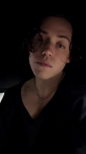 Ethan Cutkosky's Stunning Photoshoot Moments