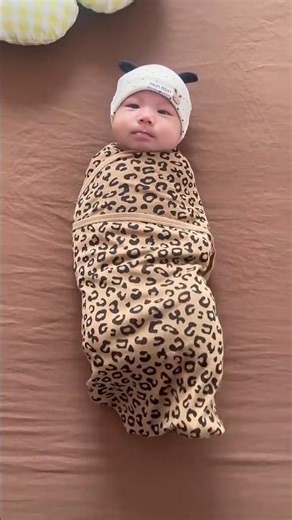 The Cutest Leopard Swaddle You’ve Ever Seen! #babycare #parentinghood #newbornessentials