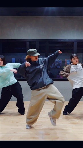 Opportune hip hop dance beginner's choreography SIA