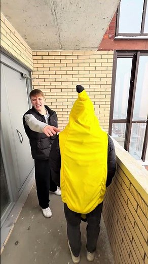 BANANA? POOP? CAT MODE? 🐈🍌💩