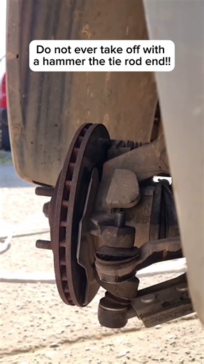 TIE ROD END OFF WITH A HAMMER ??? #car #transmission #cars #cars #Explained #reelsviral #Mechanic #carhacks #cartips #mechaniclife #mechaniclife | Pronto Car Tips
