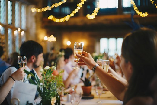 Discurso de padrino para una boda: 15 Ideas Originales para Sorprender en el Evento