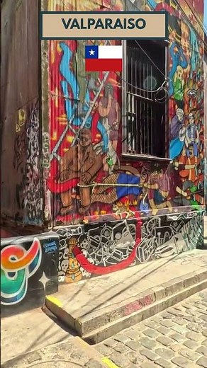 VALPARAISO in 60 Seconds 🇨🇱 #ChileTravel #StreetArtTour #4kCityTour