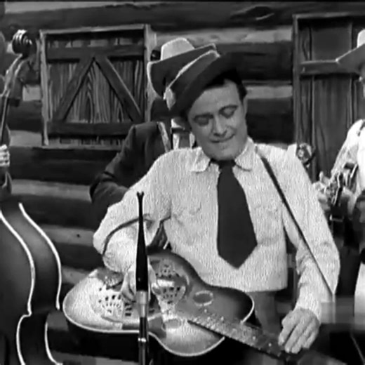 146K views · 5.8K reactions | Banjo Picking with Earl Scruggs on Country Style USA #bluegrass #banjo #vintagestyle | World Bluegrass Day | Facebook