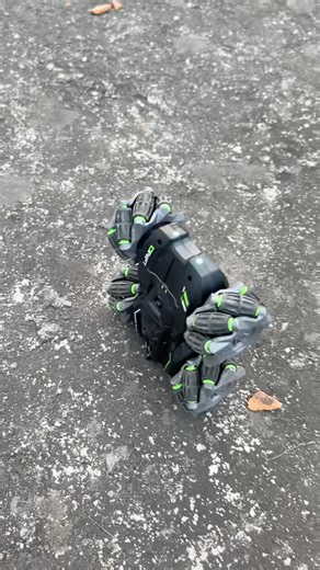 Remote Control Dancing Stand Car 🚘