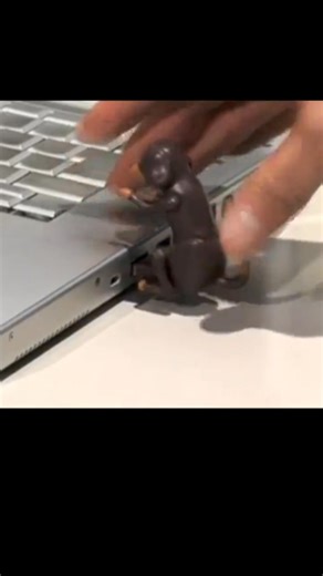 2.1K views · 19 reactions | របៀបដោត USB Flash | V-Tech Computer | Facebook