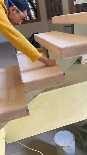 3.9K views · 12 reactions | Cladding an iron ladder with solid wood #carpenter-002 #wood #woodworking #DIYProjects #DIYIdeas #DIYHomeDecor | Sophie B. Ellis | Facebook