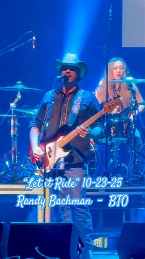 Throwing it back to Oct 23. The crowd was on fire for Let It Ride. What a night! The Roll On Down The Highway Tour may be over, but moments like this keep it alive! Were you there, or did you catch another show? Tell us where. 🎥:Tony.TV.1 | Randy Bachman
