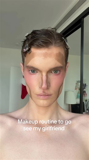 Makeup Tutorial for a Fun Date with Your Girlfriend