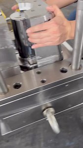 17K views · 120 reactions | #mold slider test~ WhatsApp: +008613906582915 #injectionmoldingmachine #injectionmold #plasticindustries #plasticinjectionmachine #plasticinjection #plasticinjectionmold #plasticinjectionmolding #plasticinjectionmachine #plasticinjectionmoulding #injectionmoulding #plasticmold #plasticmould #пресс-формы #schimmel #金型 #stampo #molde #kalıpmodelleri #עובש | Alice Zheng | Facebook