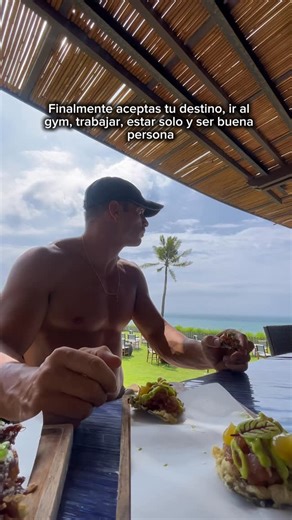 Raúl Tomás on Instagram: "Para empezar hoy, preparé un recurso privado donde estructuras tus metas del 2026 paso a paso con claridad y foco real. Si lo quieres, comenta REINICIO y te lo envío.”"