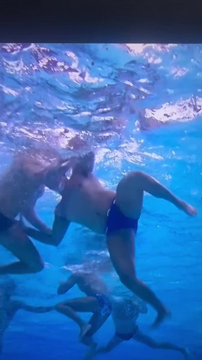 Water Polo Gameplay and Underwater Footage Highlights