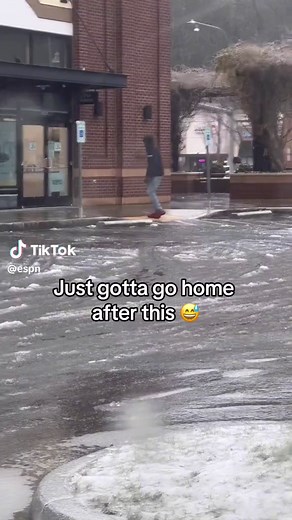 Oh no 🥶 (via @Travelforfun5000) #snow #cold