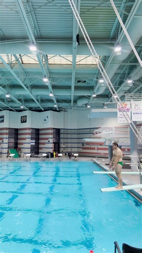 A good ride on the 1 meter board. (101c)