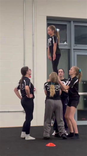 Kick your week off the right way! 💥 Our Fun Cheer classes are the perfect way to burn some energy after school, have loads of fun and learn new skills from our professional coaches! No experience is needed - just loads of energy and enthusiasm! Don't wait - sign up today and get yourself to class! We cannot wait to see you there! 🤩 📅 Mondays 🕛 4pm-5pm or 5pm-6pm 📌Bucklers Park Community Hub 💻 https://bracknellcheer.co.uk/recreational-cheer | Artemis Studios