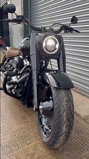 Blacked Out Fat Boy with Chrome Engine 🔥