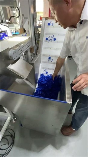 Custom-Built Automatic Assembly Machine for Medical Laboratory Waste Liquid Container Lids