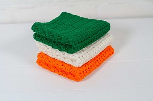 Beginner Crochet Washcloth Pattern - Winding Road Crochet