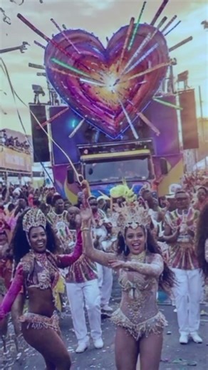 explore coração explode explore coração no batuque da paixão sacode sacode a multidão hoje só divers