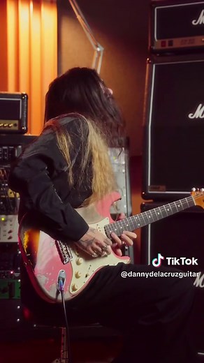 Understanding Guitar Through Heartfelt Playing