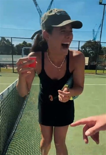 12 players, 2 bottles of Fireball, many beers each and 1 padel court for the whole morning = what Allday is all about. Comment “DEGEN” for the full setup rules to run your own. #padel