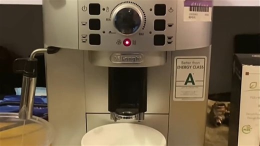 德龙ECAM22110SB，低水位提醒超贴心