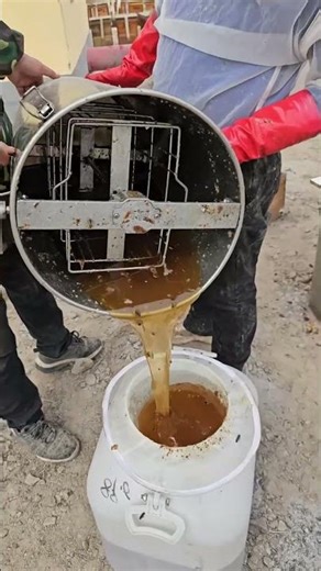 How to Filter Raw Honey at Home (Easy DIY!)