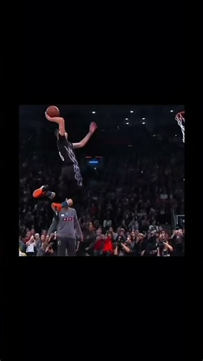 Zach Lavine’s Free Throw Line SlamDunk! 🔥