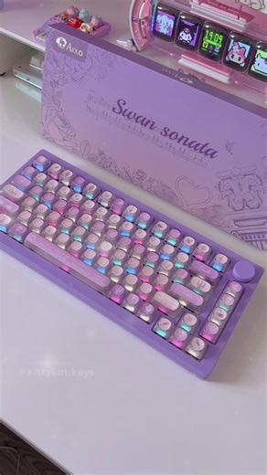 Monsgeek M1W V3 Keyboard with Akko Swan Sonata Keycaps