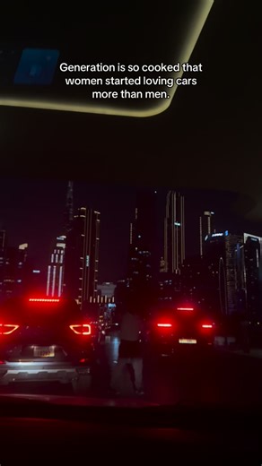 Hanna | Financial “Therapist” on Instagram: "Comment “MONEY” and I will send you a FREE guide that will show you how to learn to never depend on a 9-5🤝 I really went from a girl who felt trapped by her environment, her background, and her circumstances… to a woman who chose education, stability and freedom over everything else. If we haven’t met, HEYA. my name is Hanna . I’m a Moroccan entrepreneur building my way out of limitation and into independence. I help young people (especially women) r